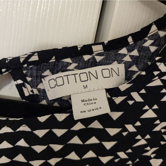 Cotton On black/white sleeveless Aztec design mini dress - Picture 6 of 6